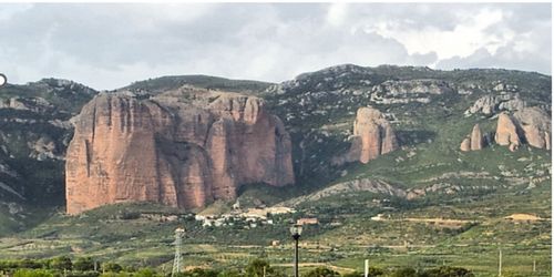 SORTIDA A LOS MALLOS DE RIGLOS (OSCA)